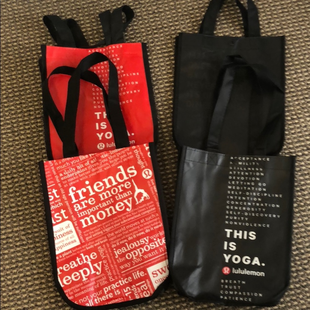 Lululemon bags